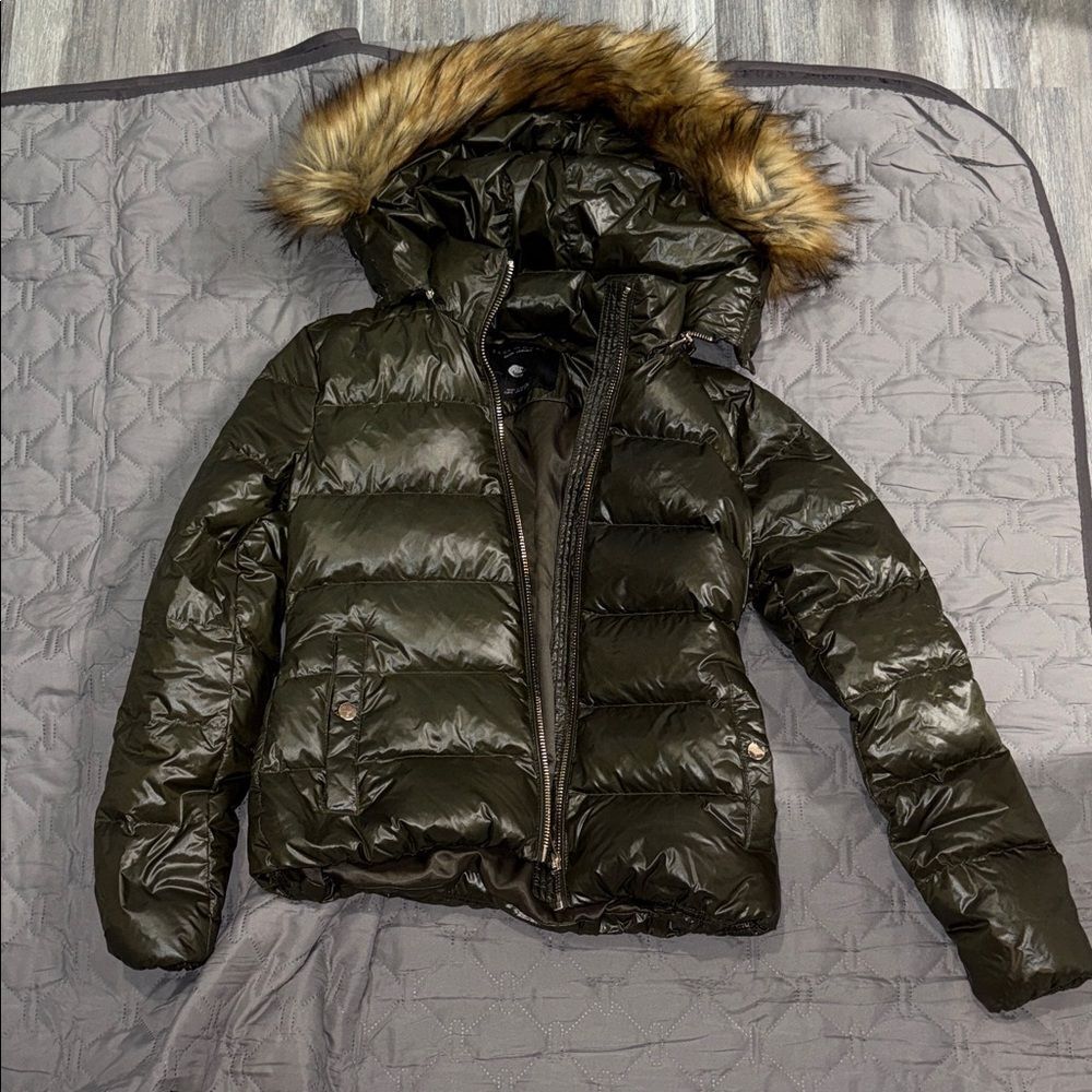 ZARA Women's Olive Puffer Jacket with Faux Fur Hood